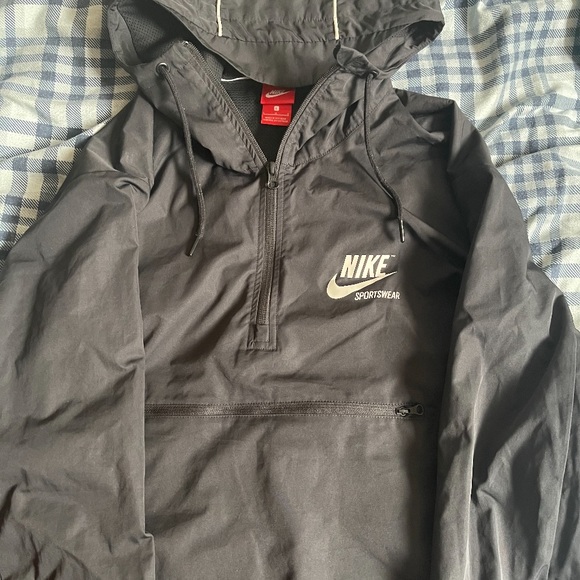 Nike Other - Nike Windbreaker